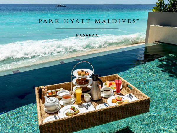 floating breakfast
